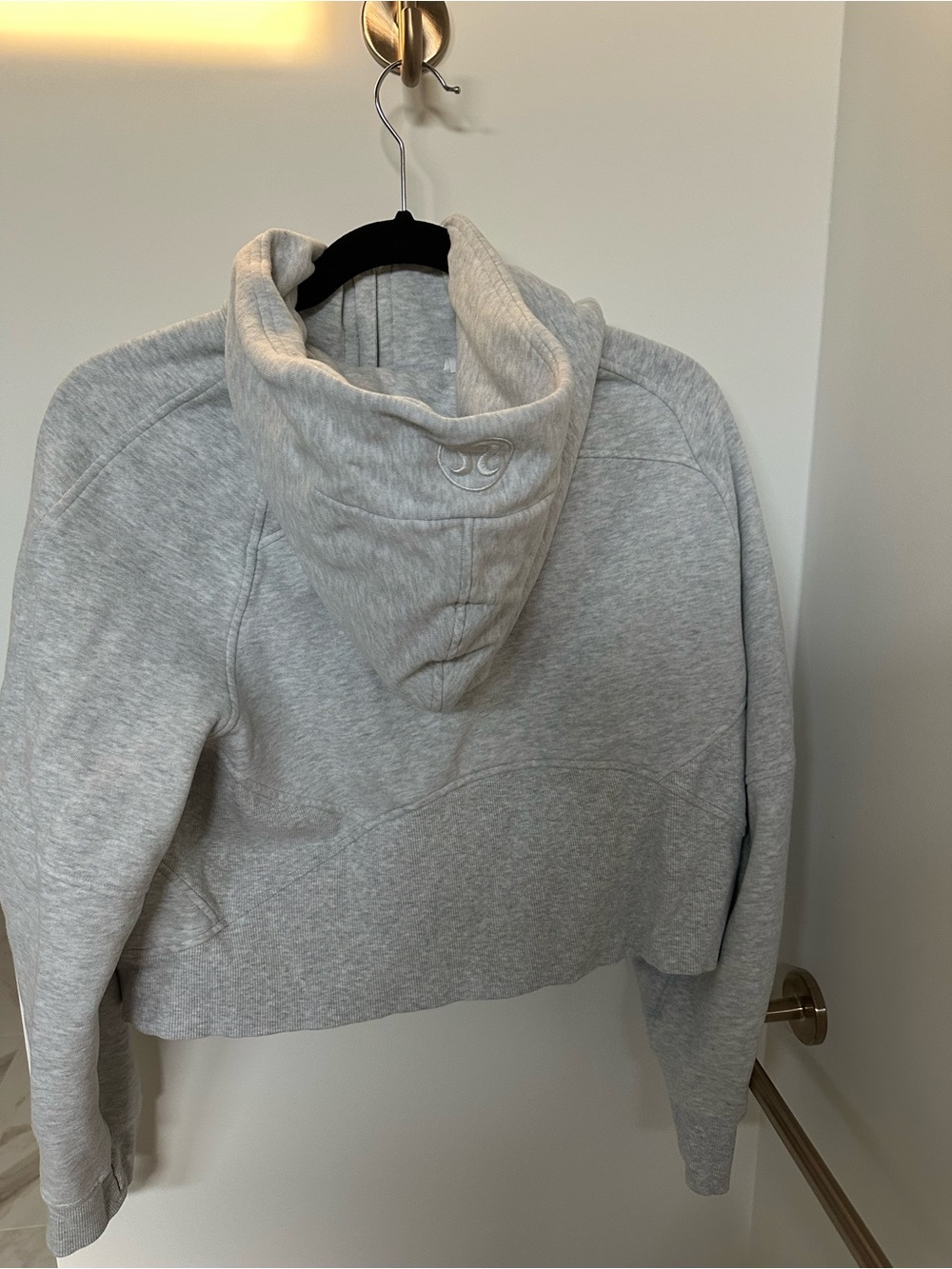 lululemon athletica Light Gray Half-Zip Hoodie Sweatshirt - Picture 2 of 3